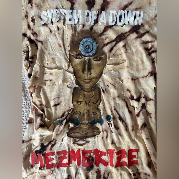 🌑 S O L D 🌑 
Shredded System Of A Down Tee - Picture 3 of 7